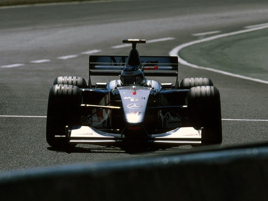  McLaren Mercedes-Benz MP4-14 1999 года  (фото 7 из 16)